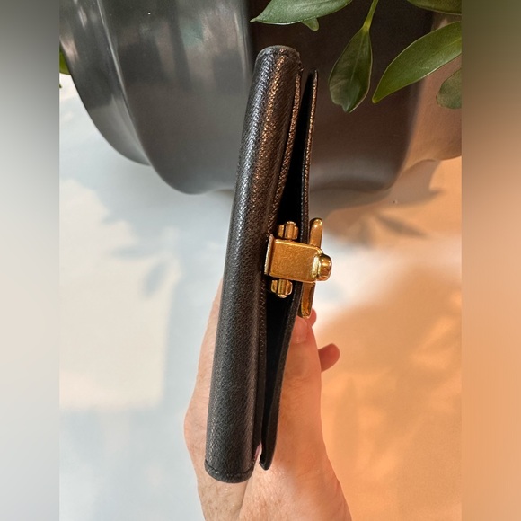 EUC Ferragamo compact wallet - Picture 9 of 13